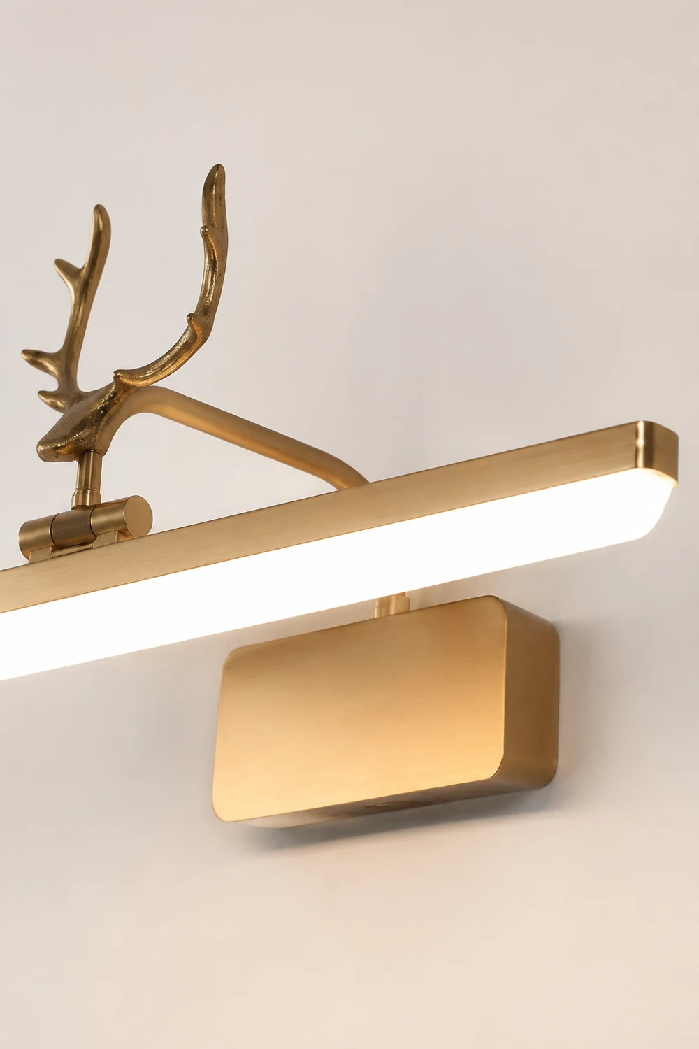 Leigh Geweihe Spiegelfront Waschtisch-Wandleuchte, 3 Farben, Metall, 43/58/74/93CM Lang - Lumpaz