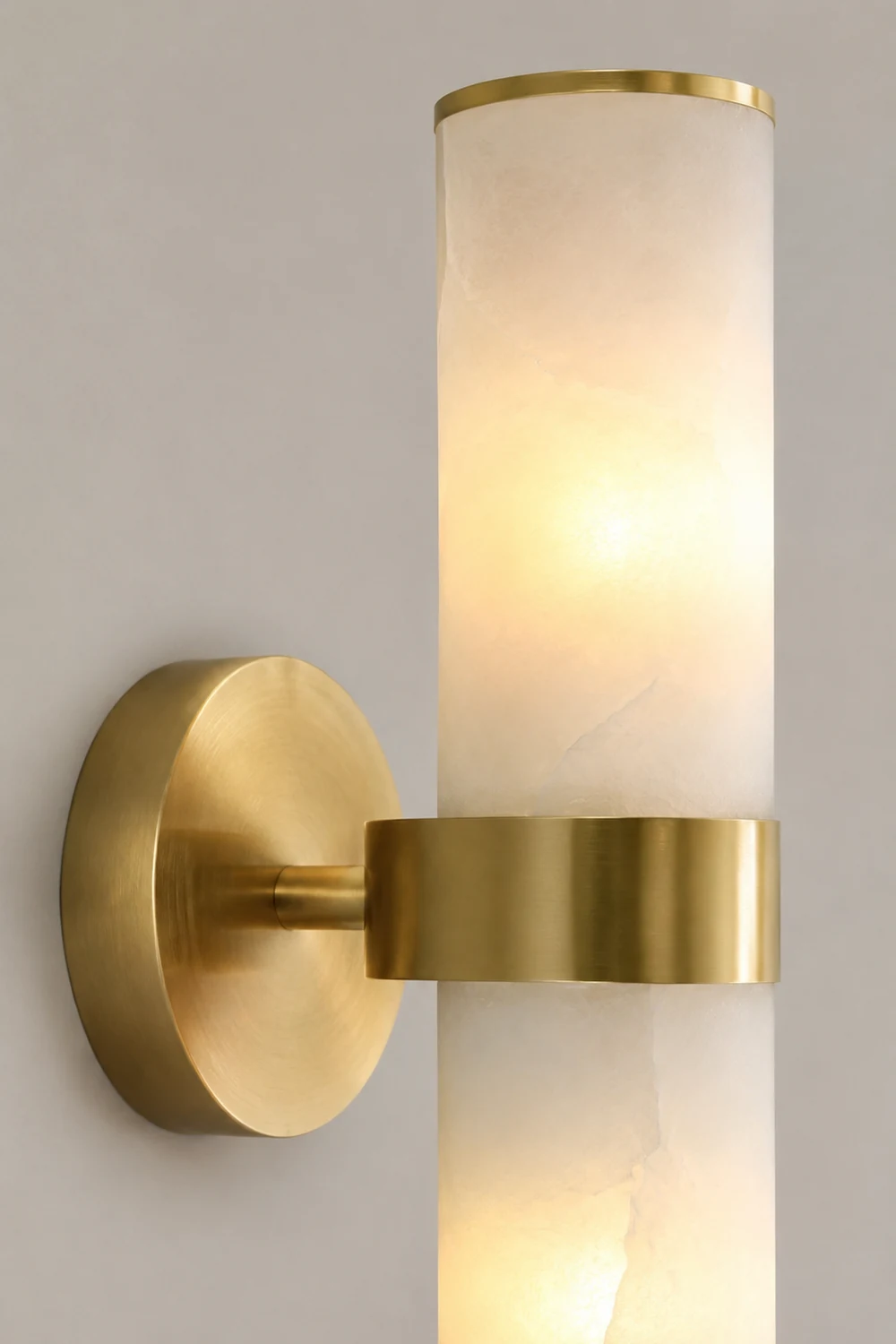 Chan Zylinder Doppelkopf Wandleuchte, Dolomit & Messing, 44CM Lang - Lumpaz
