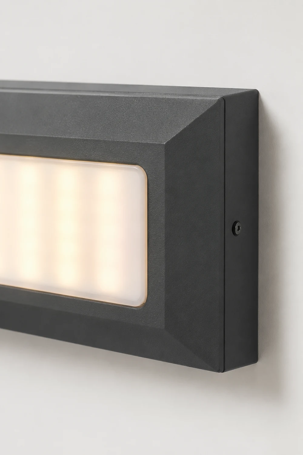 Orr Rechteck Außen-Treppenleuchte, 2 Farben, 23CM Lang - Lumpaz
