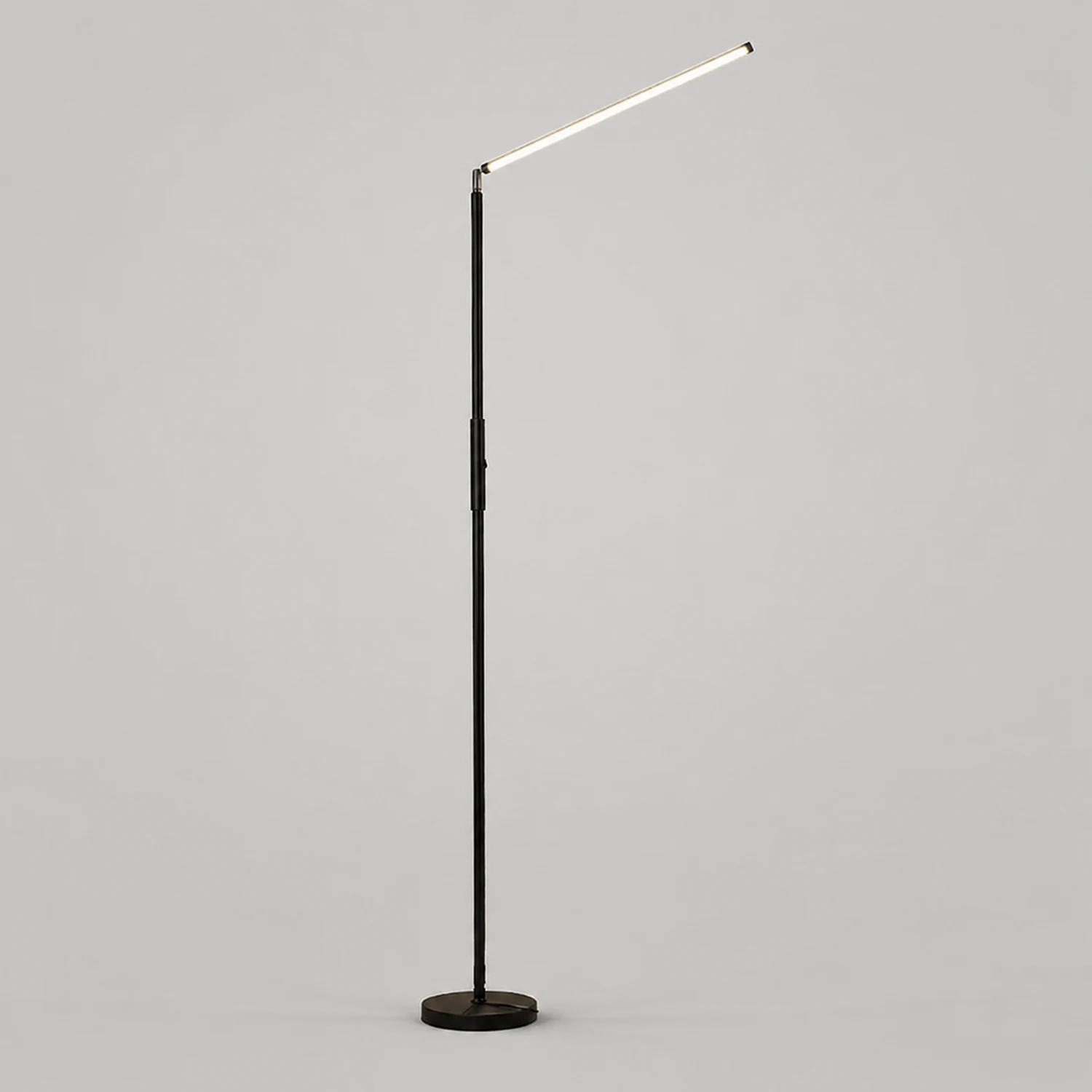 Edge Lineare Stehleuchte, Metall, 150CM Lang - Lumpaz