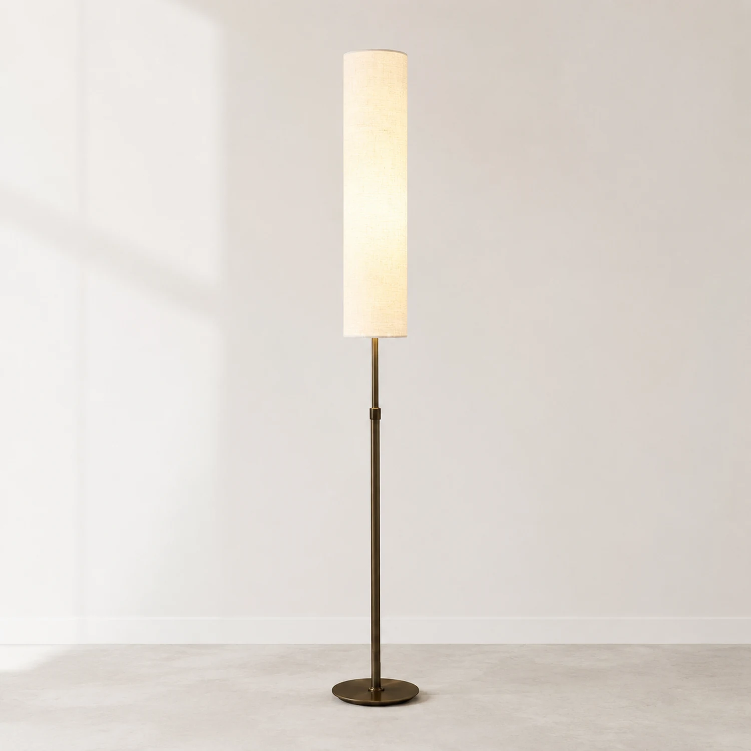 Eryn Zylinderförmige Stehlampe, Metall & Stoff, 180CM Lang - Lumpaz