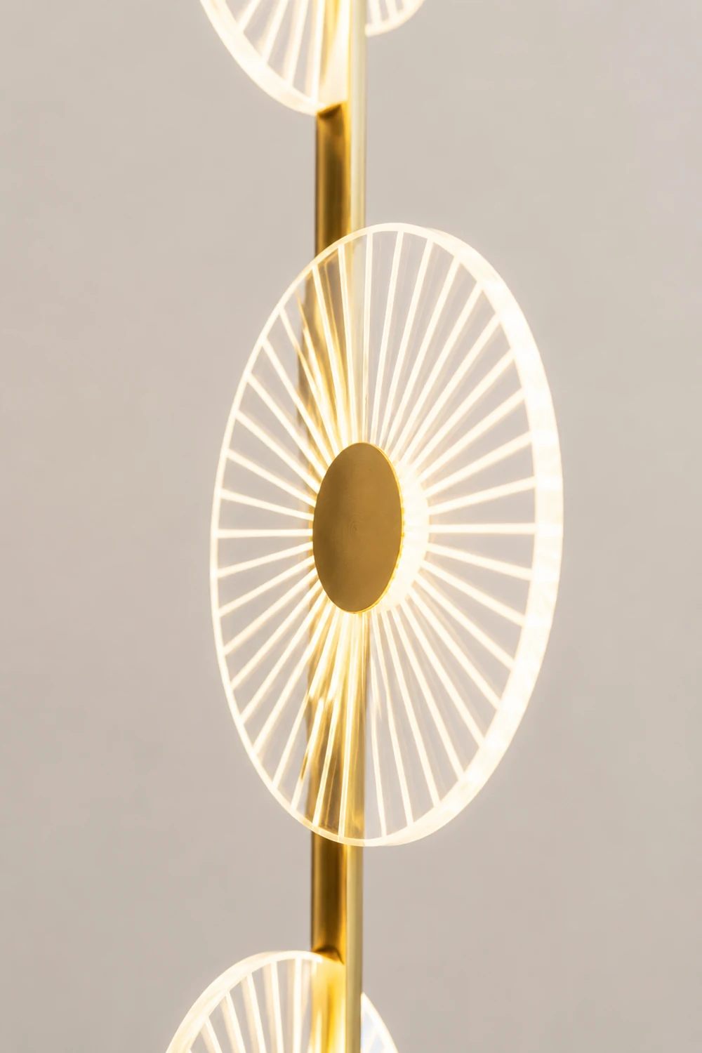 Carins Stehlampe, 6-flammig, Marmor & Acryl, 150CM Lang - Lumpaz