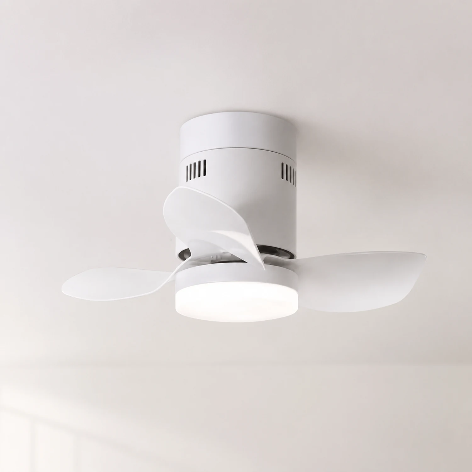Walters 3-Blatt Weiße Deckenventilator mit Beleuchtung, 2 Farben, ∅60CM - Lumpaz