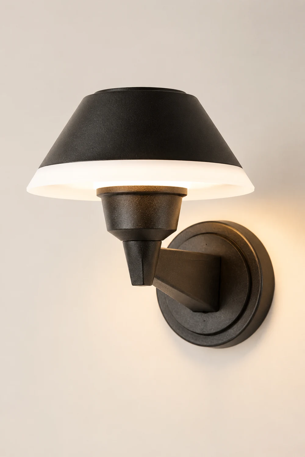Carins Außenwandleuchte Schwarz, 22CM Lang - Lumpaz