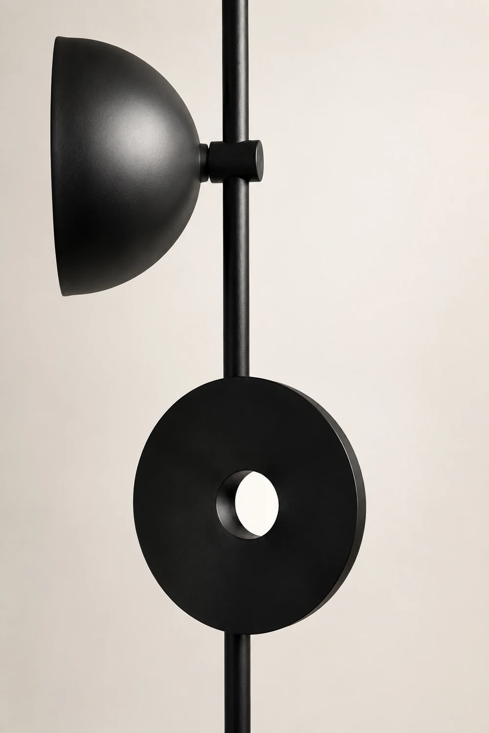 Salgado Schwarze Stehleuchte 2-flammig, Metall, 160CM Lang - Lumpaz