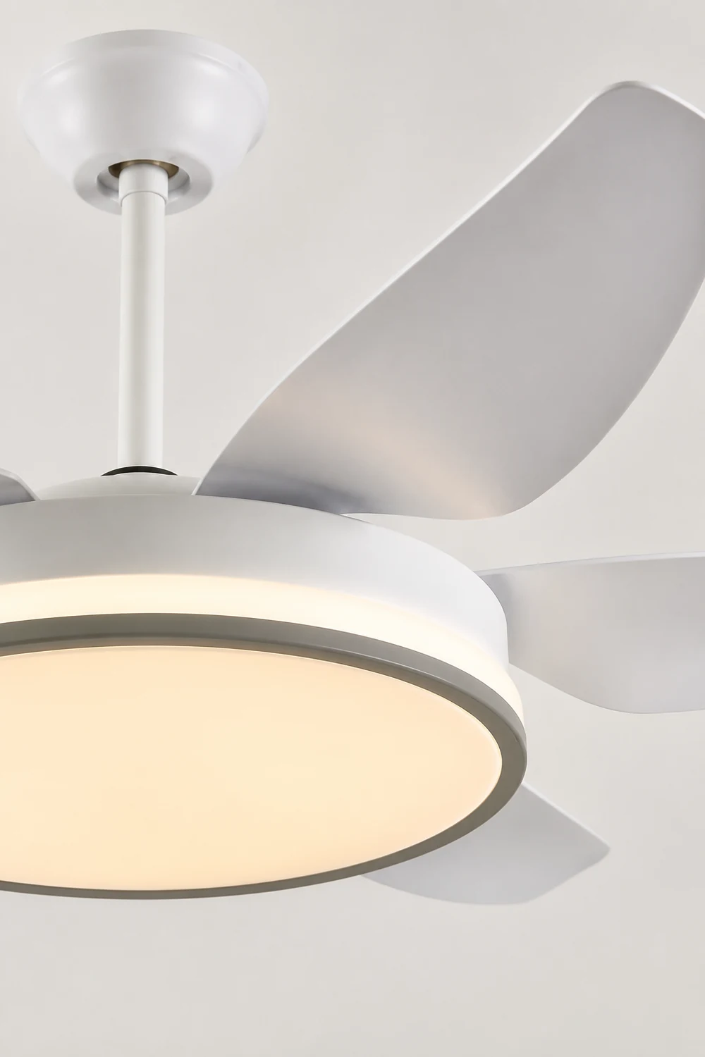 Haydn 6-Blatt-Deckenventilator mit Beleuchtung, 3 Farben, ∅130CM - Lumpaz