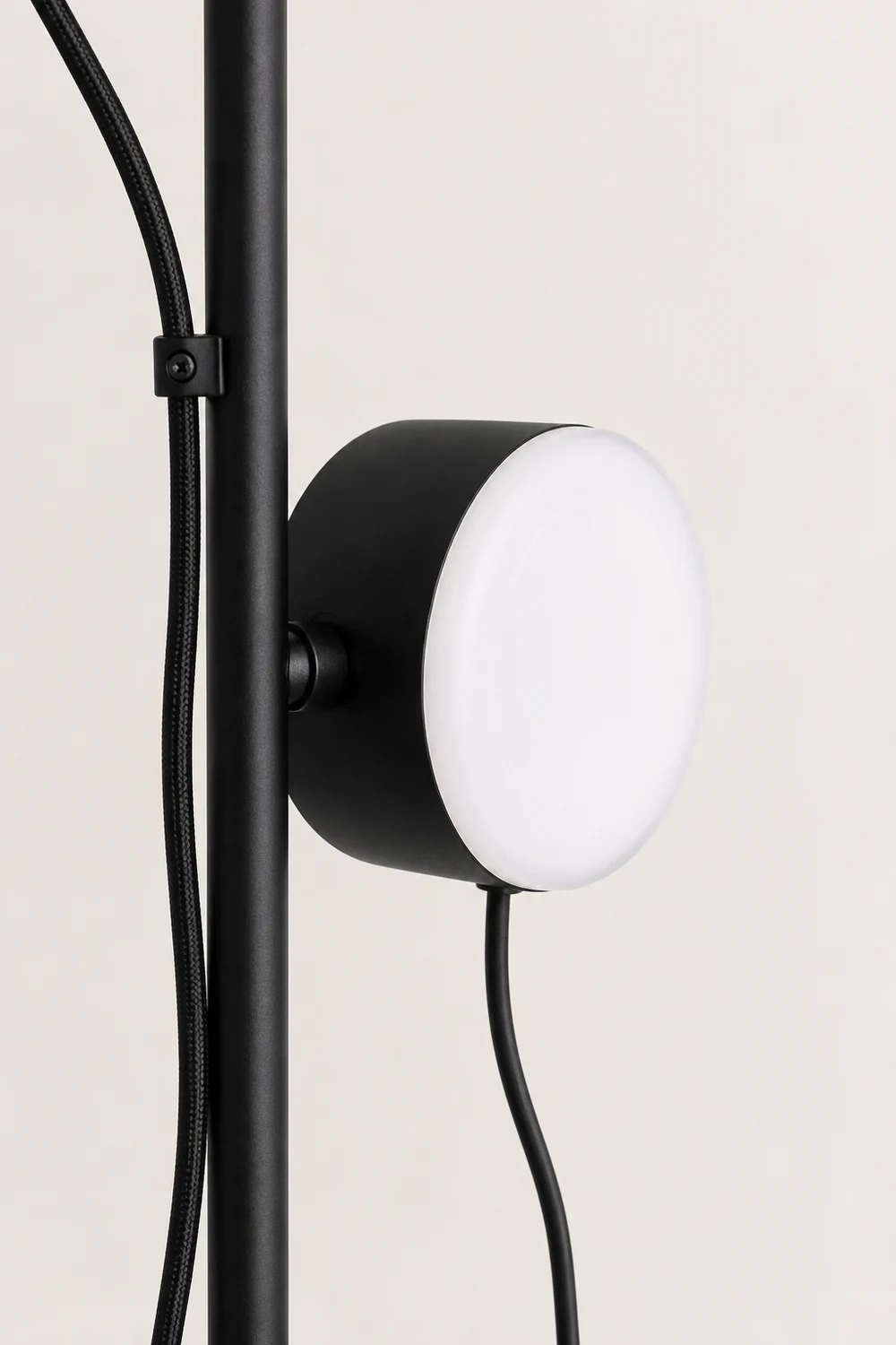 Avi Stehlampe, 2-flammig, 136CM Lang - Lumpaz