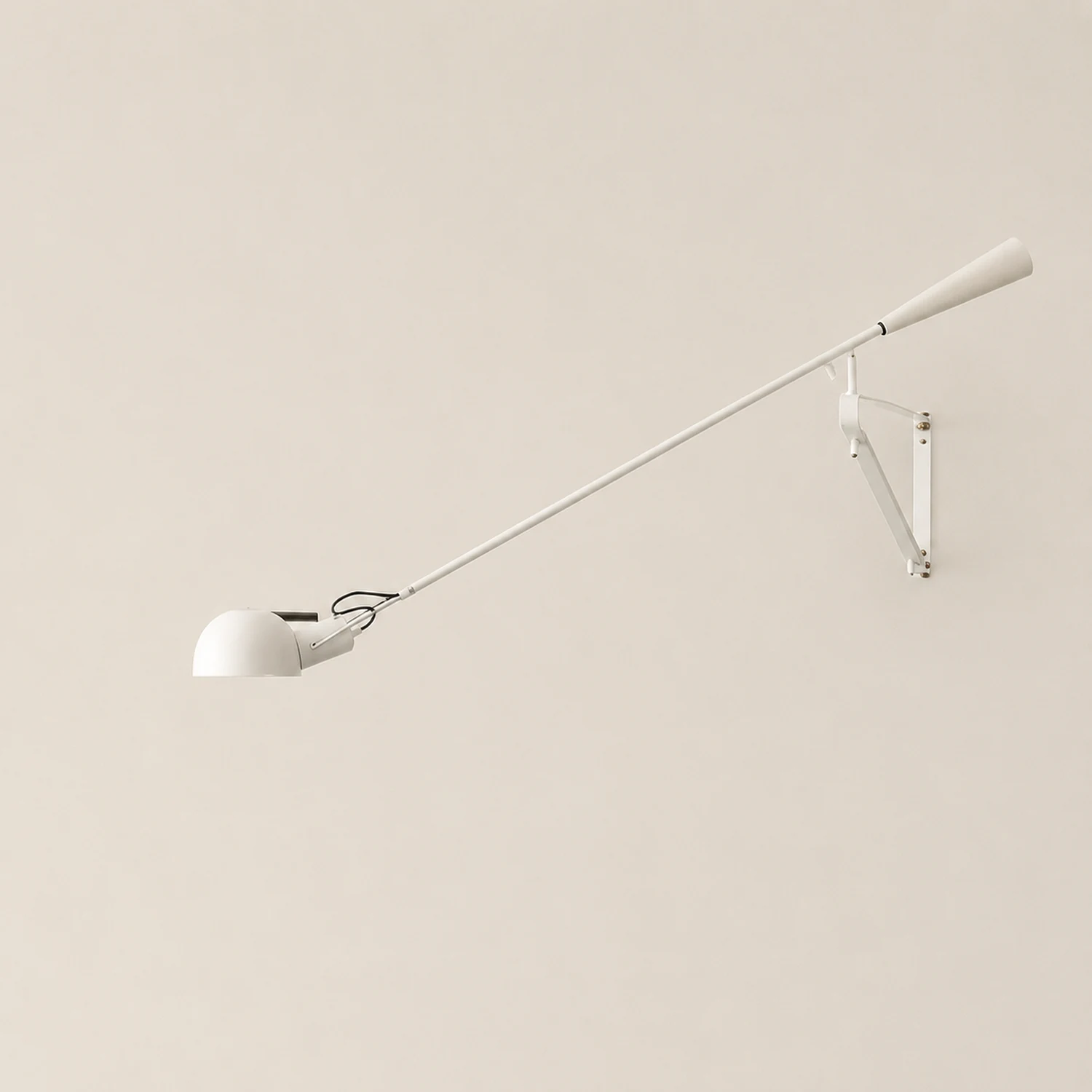 Brady Lange Schwenkarm-Wandleuchte, 2 Farben 130CM Lang - Lumpaz
