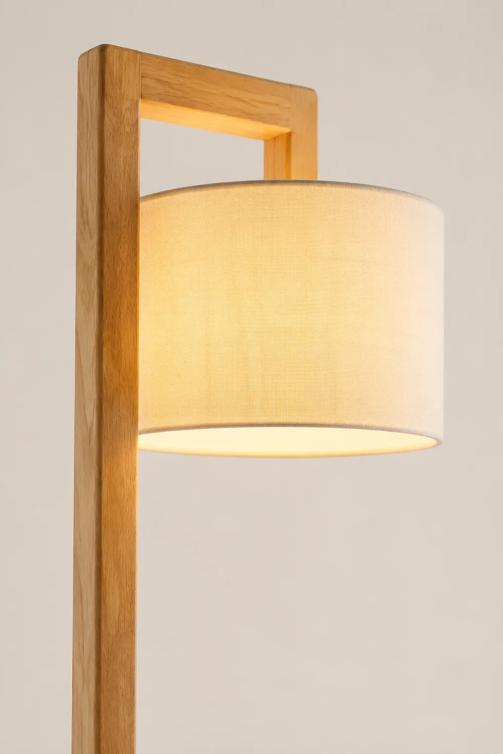 Ozawa Rechtwinkliger Arm Stehlampe, Holz & Textil, 155CM Lang - Lumpaz