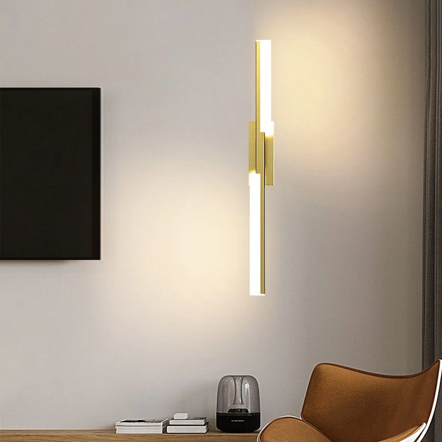 Alana Geometrische Spiegelfront-Wandleuchte, Schwarz & Gold, 40/60CM Lang - Lumpaz