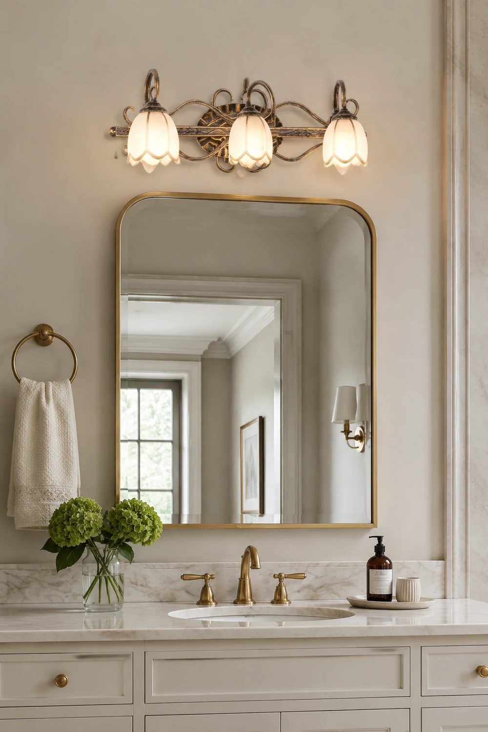 Félicie Antike Messing Spiegel Front Vanity Wandleuchte, 2/3-flammig - Lumpaz