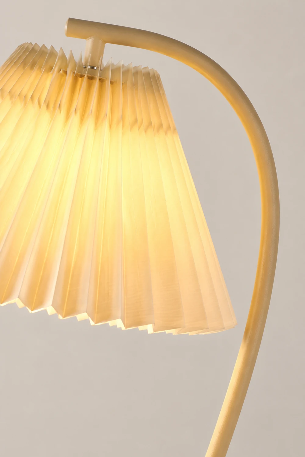 Ozawa Plissierte Tischlampe, 2 Farben - Lumpaz