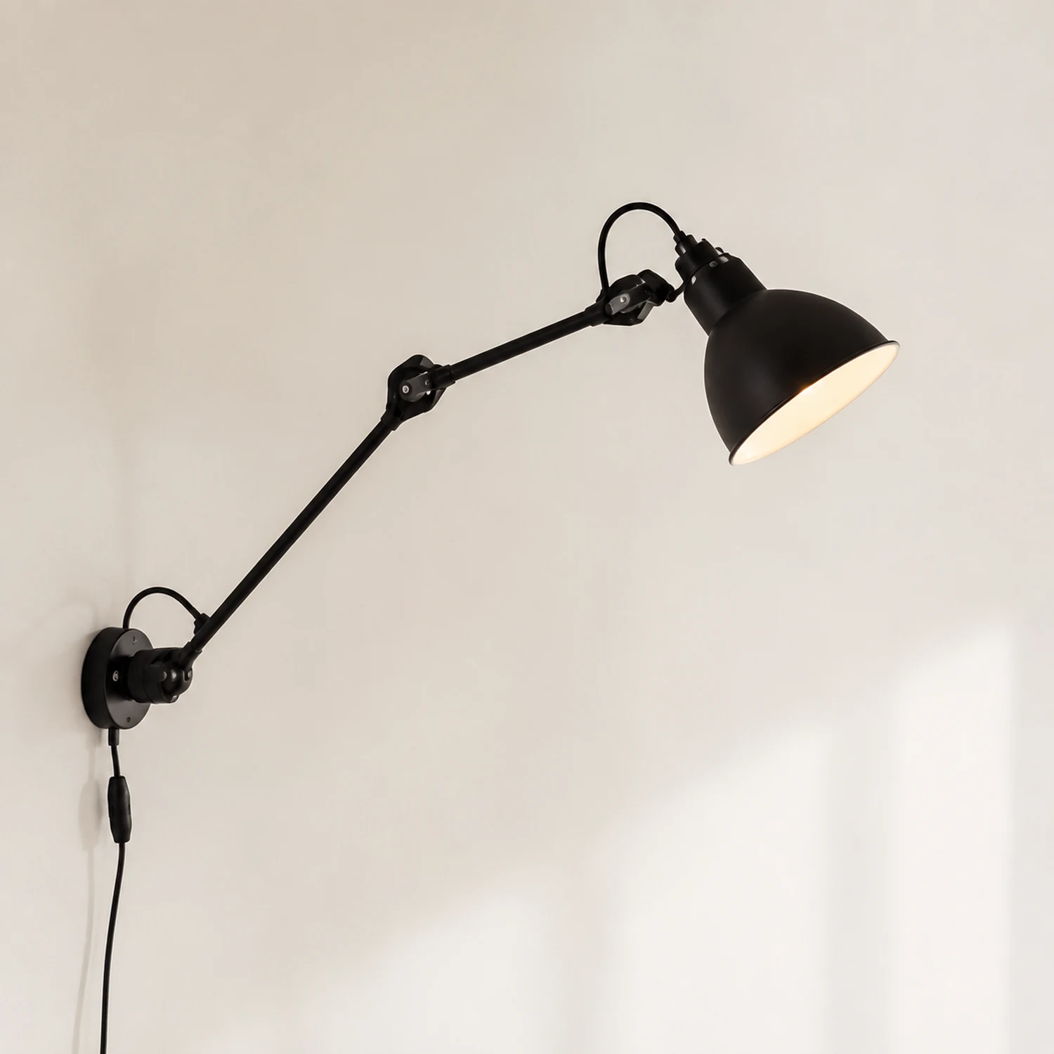 Brady Schwarze verstellbare Wandleuchte, 15/60/80CM Lang - Lumpaz