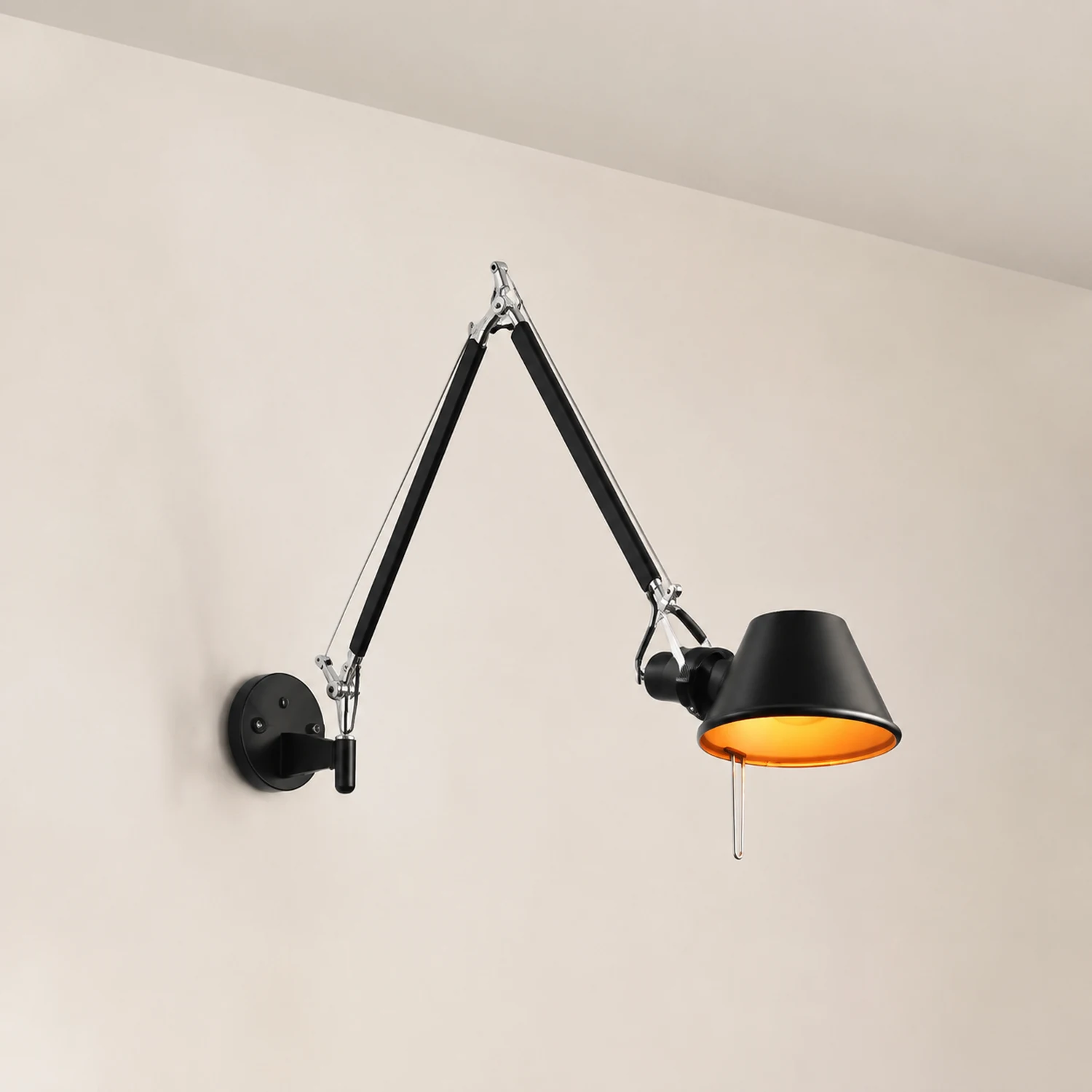 Brady Retro Verstellbare Retro-Wandleuchte, 2 Farben - Lumpaz