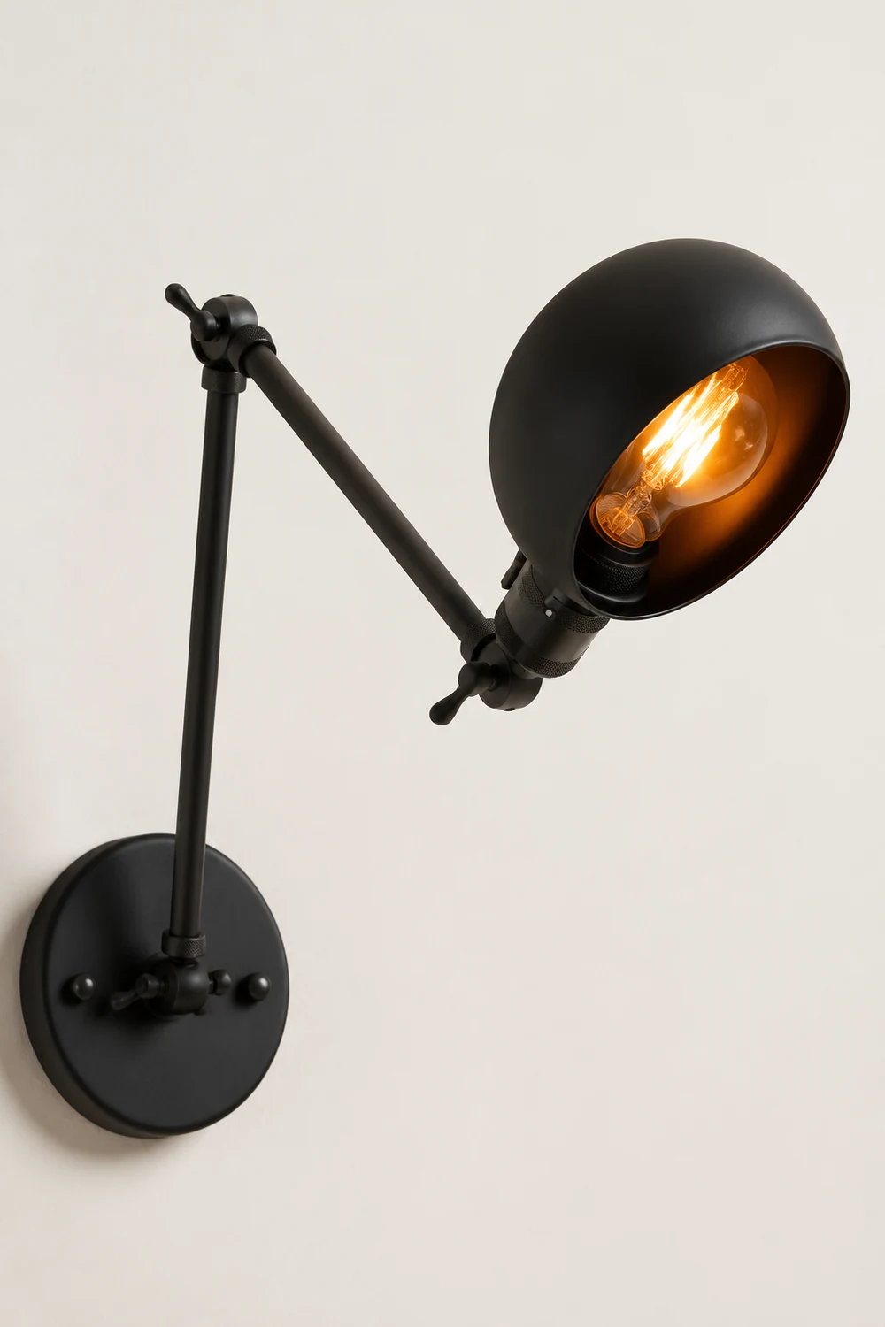 Brady Schwarze verstellbare Wandleuchte, Metall - Lumpaz