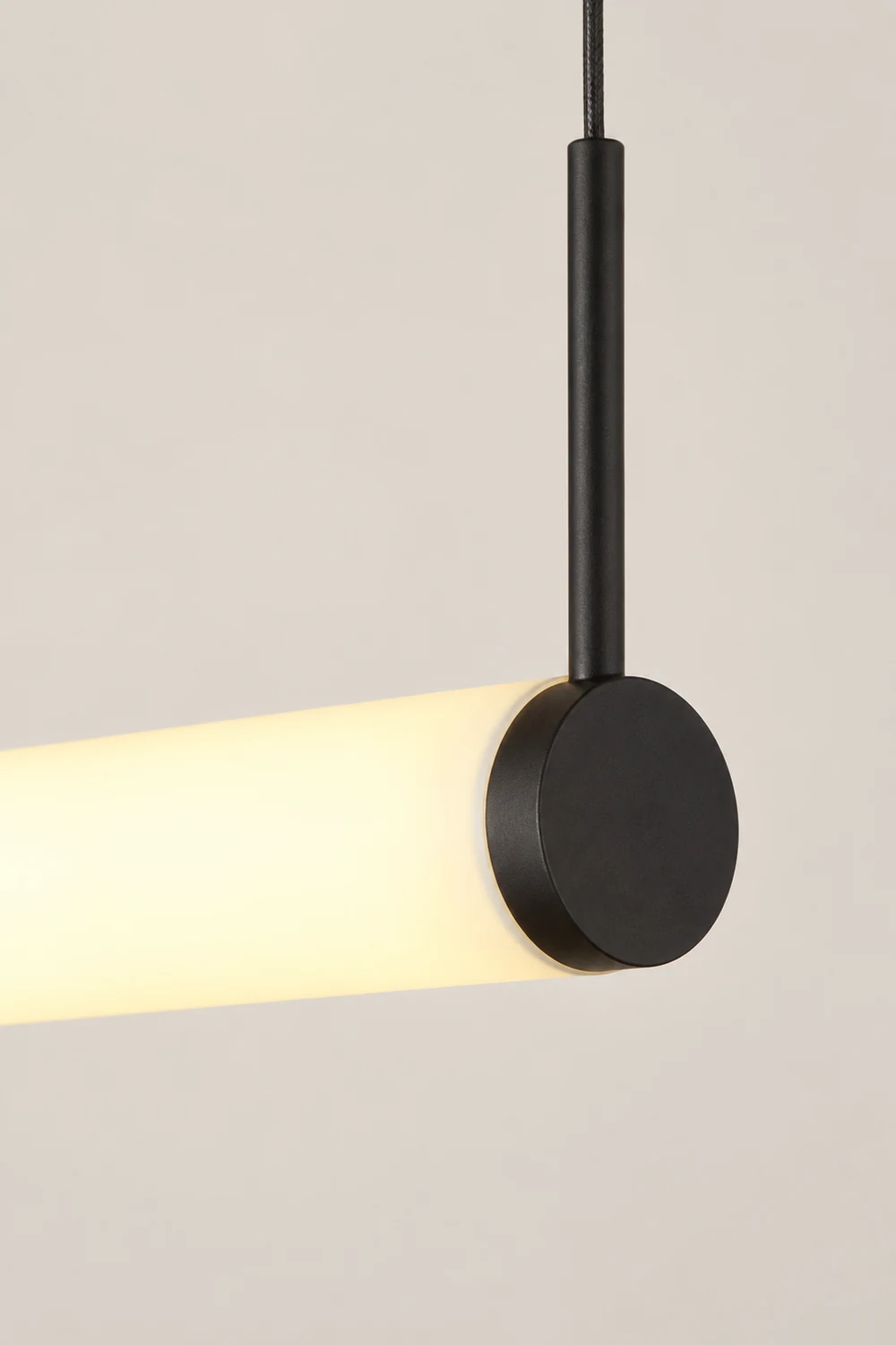 Edge Außenpendelleuchte Schwarz & Weiß, 126CM Lang - Lumpaz