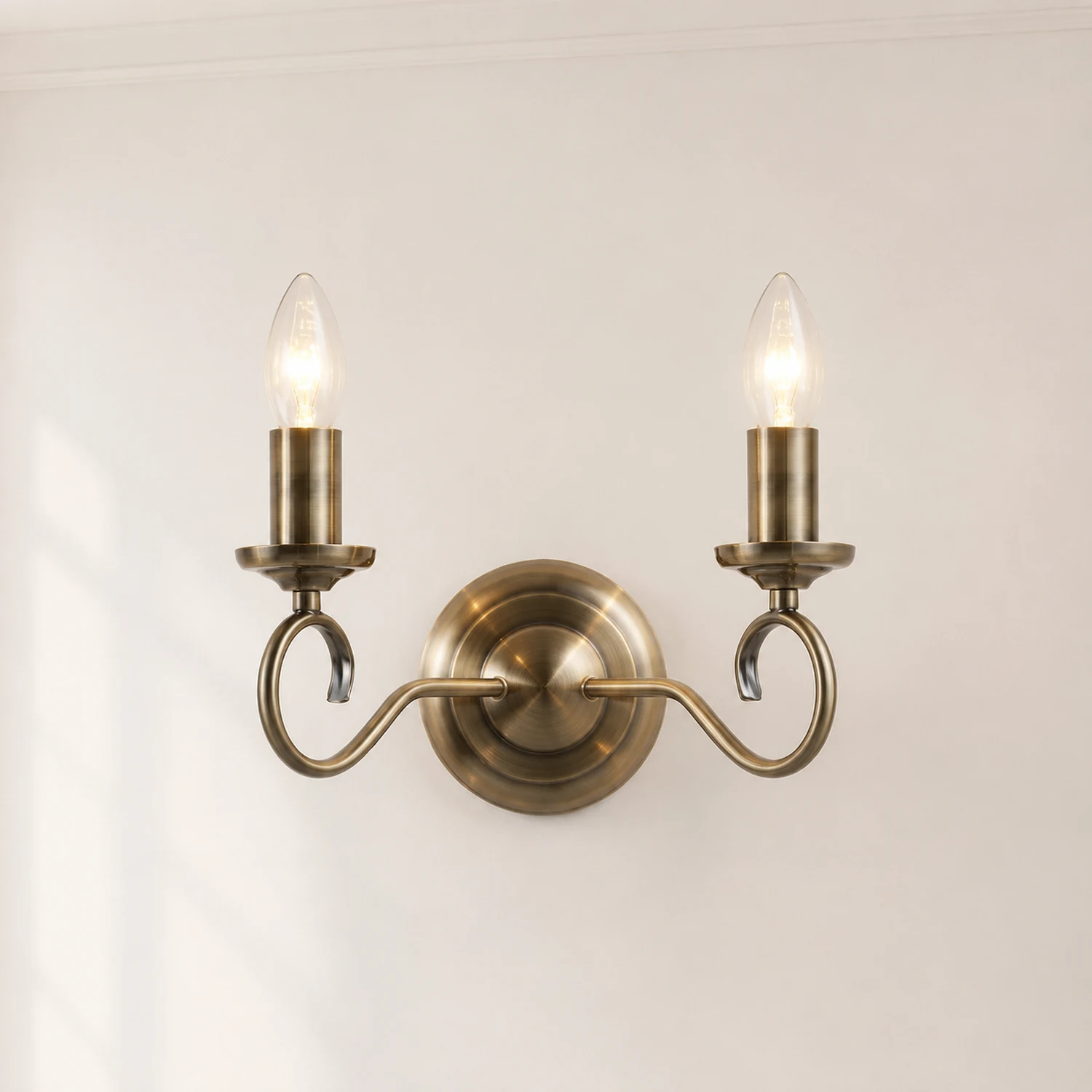 Silva Antikes Messing Wandleuchter, 2-flammig - Lumpaz