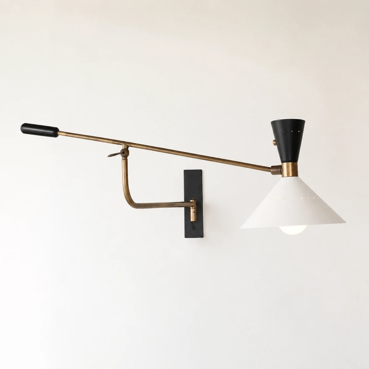 Carins Nordic Verstellbare Wandleuchte Weiß, 78CM Lang - Lumpaz