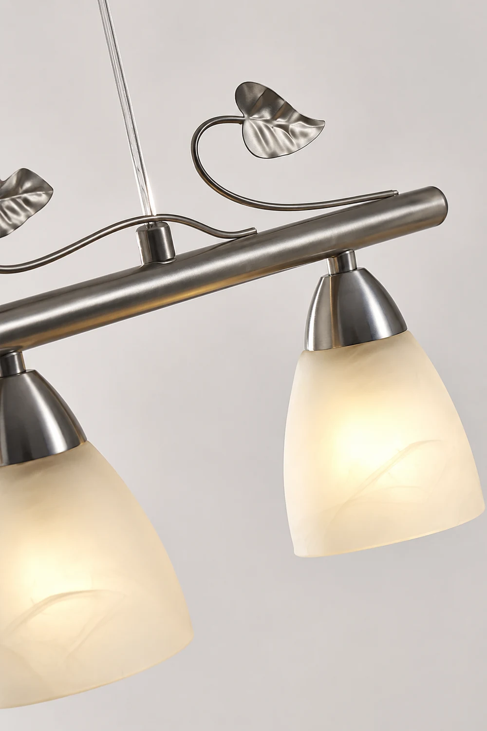 Eyrn Blatt Lineare Pendelleuchte, 4-flammig, Metall & Glas - Lumpaz