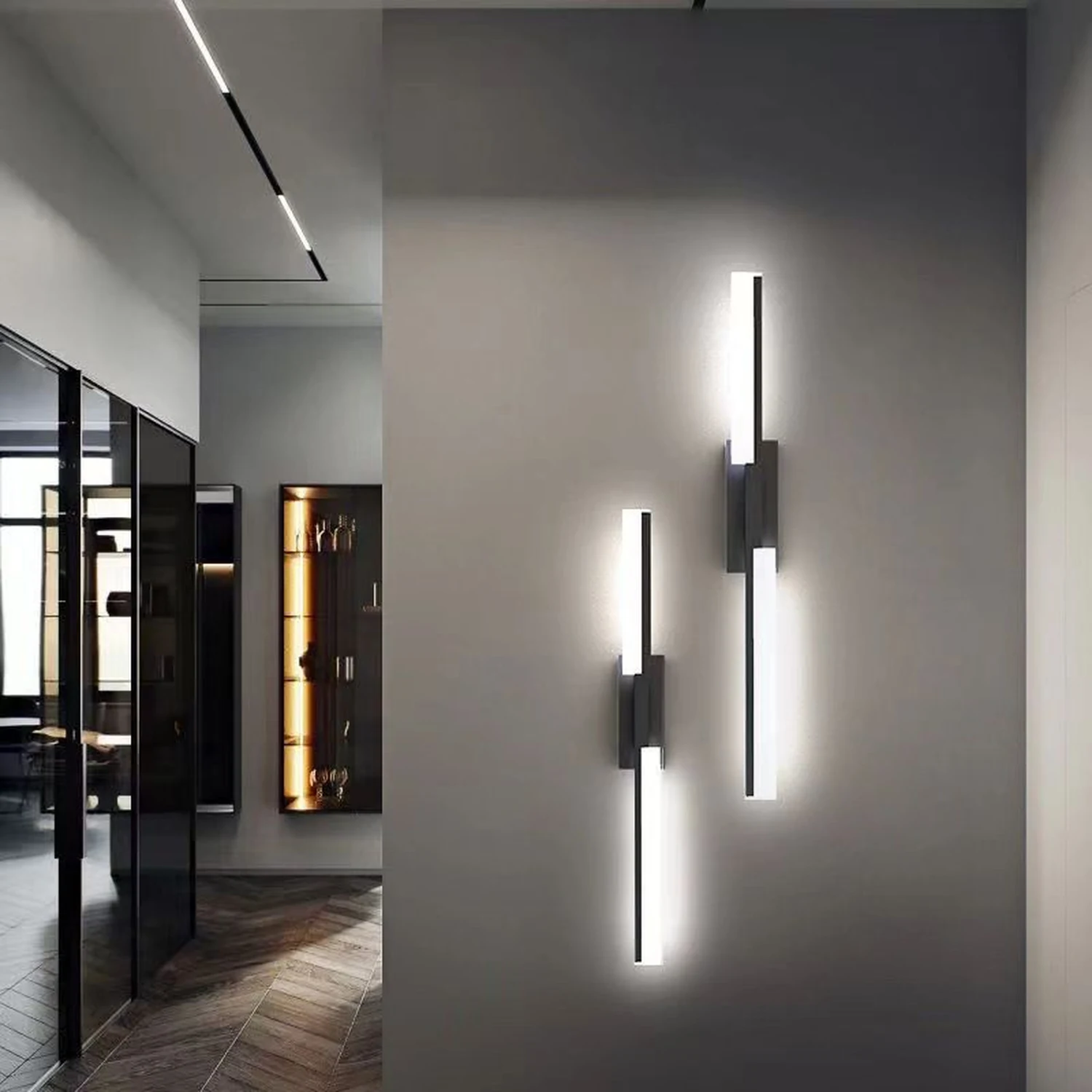 Alana Geometrische Spiegelfront-Wandleuchte, Schwarz & Gold, 40/60CM Lang - Lumpaz