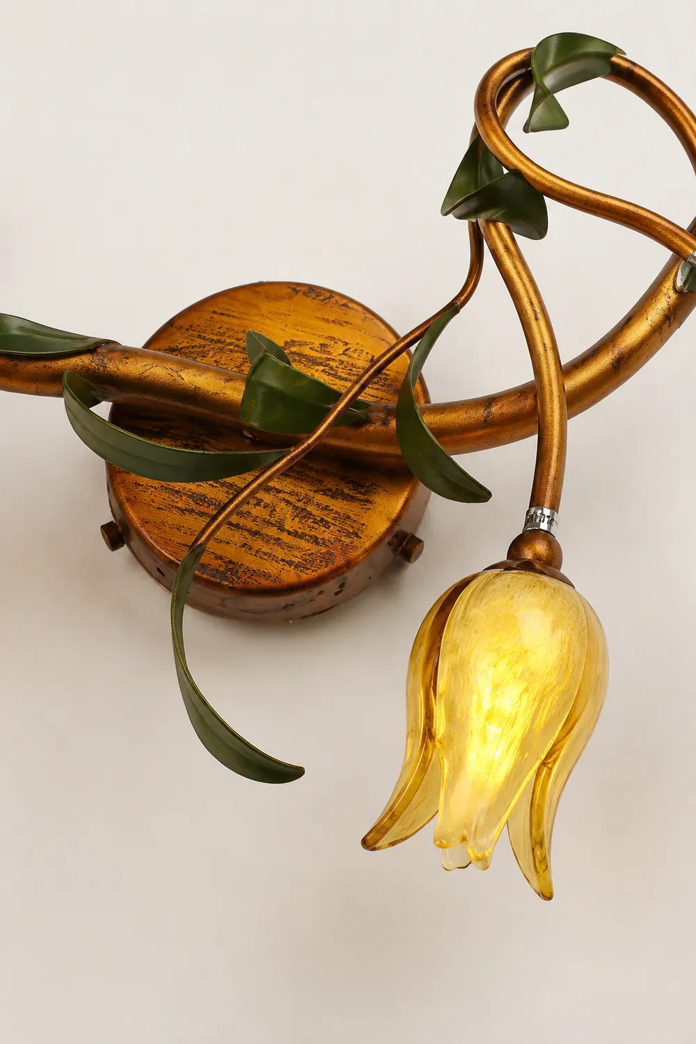 Félicie Gelbe Blume Spiegel Front Bell Shade Vanity Wandleuchte, 3/5-flammig - Lumpaz