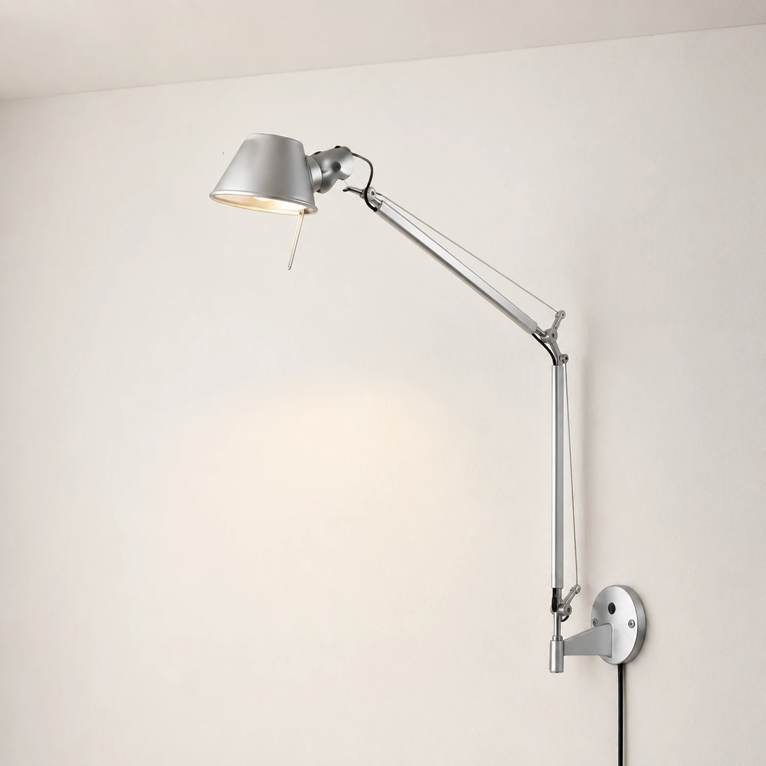 Brady Silber Verstellbare Wandleuchte, Metall, 50CM Lang - Lumpaz