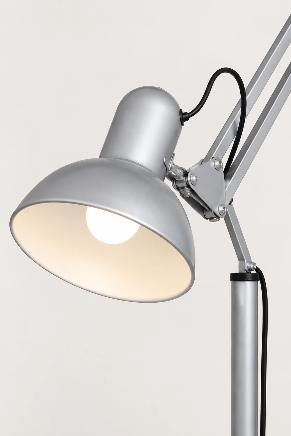 Morandi Stehlampe, Metall, 5 Farben, 185CM Lang - Lumpaz