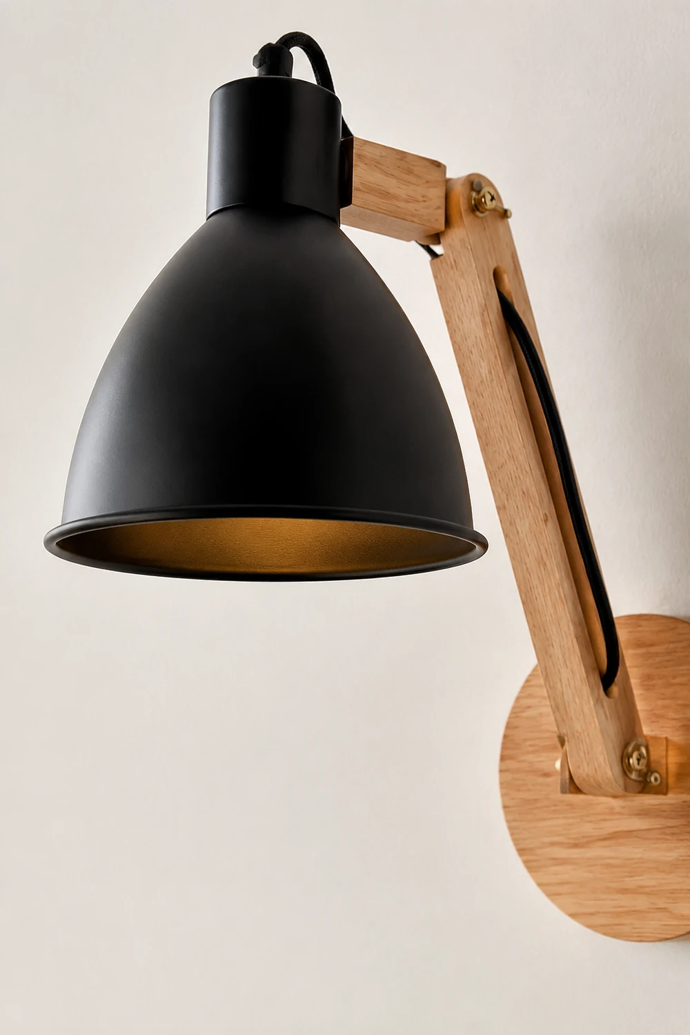 Brady Schwarze Verstellbare Wandleuchte, Metall & Holz, 2 Farben, 38CM Lang - Lumpaz