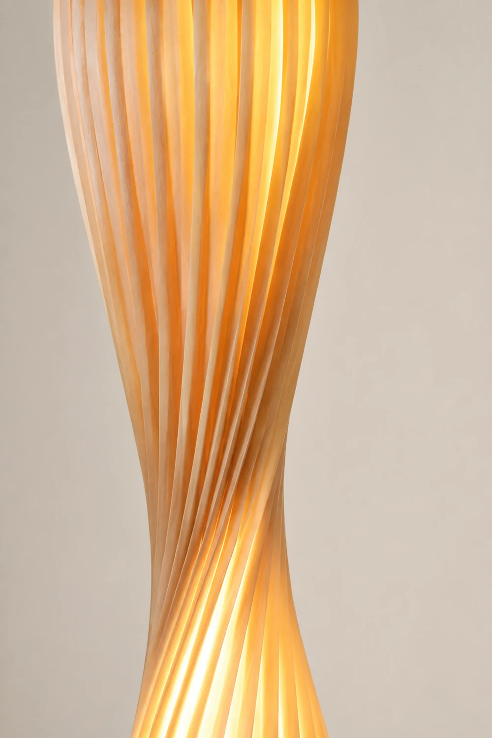 Ozawa Verdrehte Stehleuchte, Holz, 112/144CM Lang - Lumpaz
