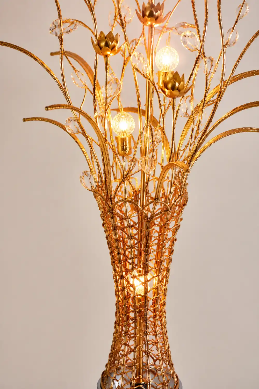 Bella Blumenvase Goldene Stehlampe, 150CM Lang - Lumpaz