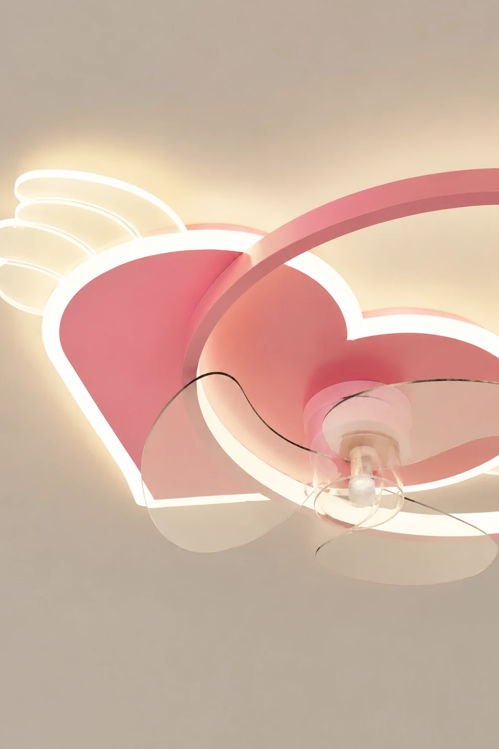 Minori Deckenventilator mit Beleuchtung Herz Rosa, 56CM Lang - Lumpaz