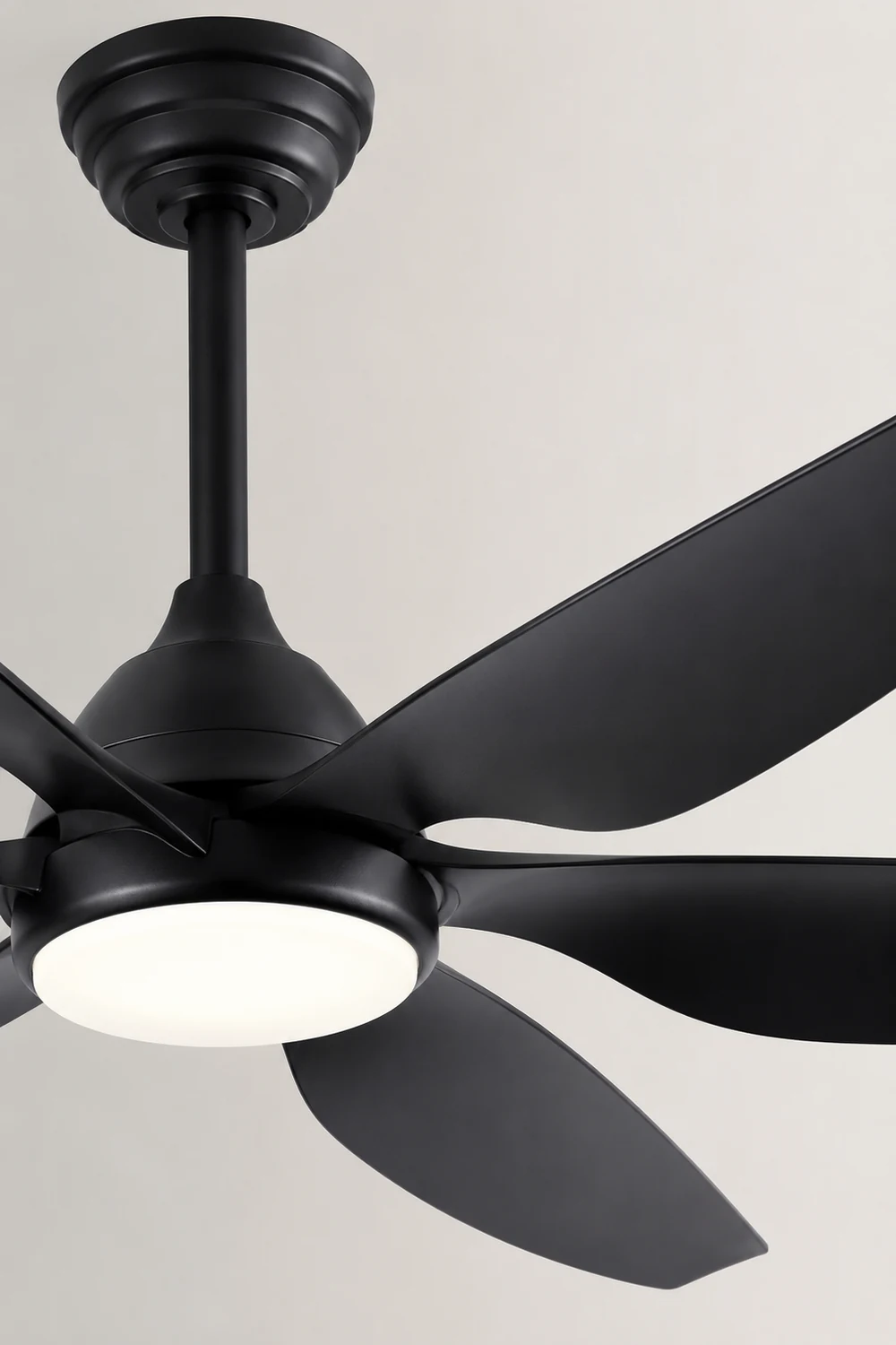 Haydn Deckenventilator mit Beleuchtung Weiß & Schwarz 6-Blatt, ∅137/167CM - Lumpaz