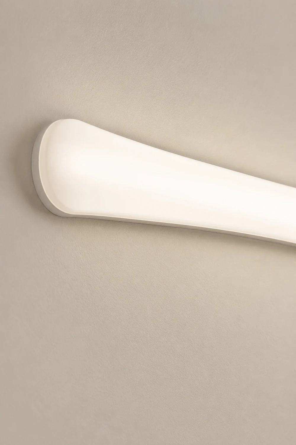 Edge Spiegelfront Wandleuchte Weiß, 30CM/40CM/60CM Lang - Lumpaz