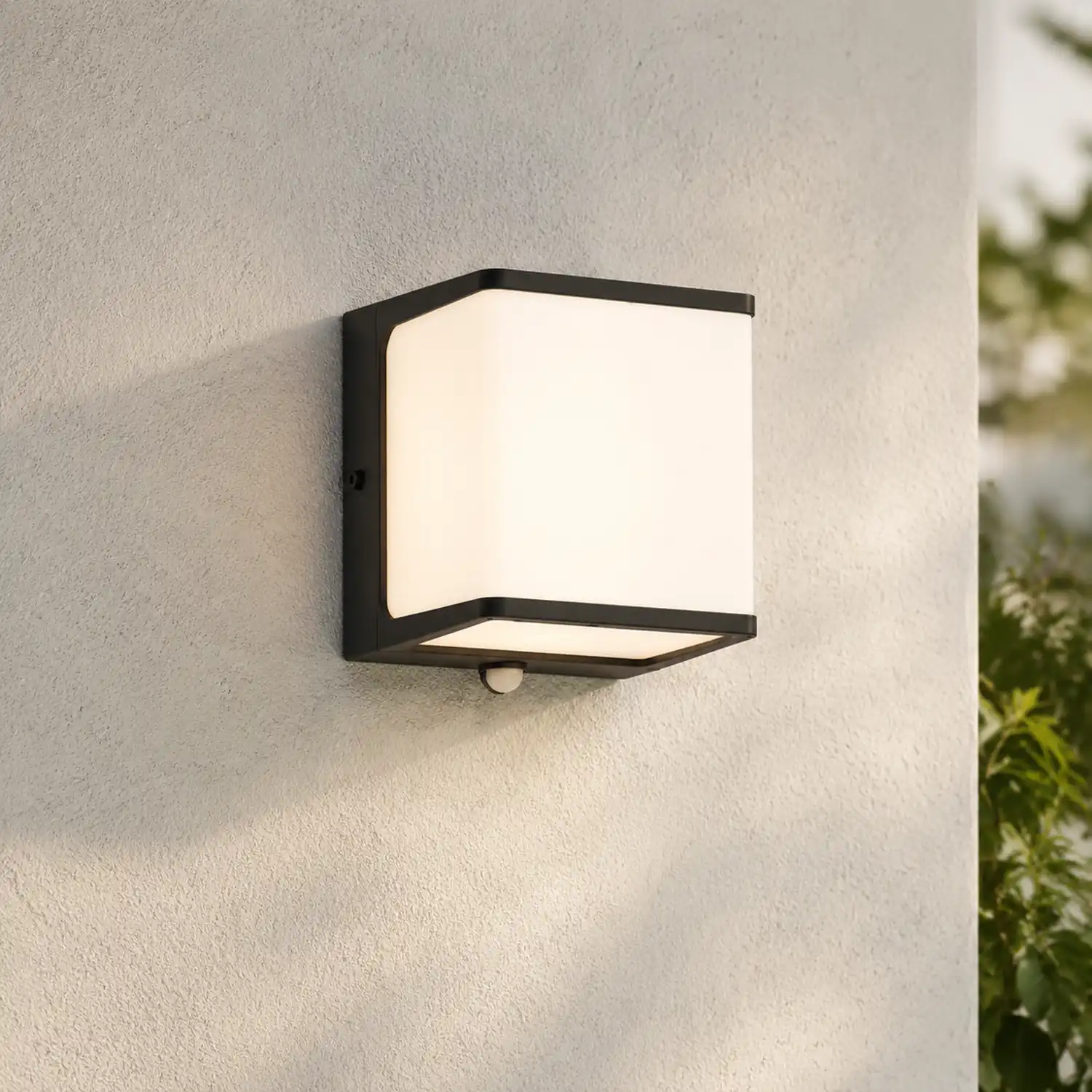 Orr Außenwandleuchte Solar Sensor Schwarz & Weiß, 10CM/15CM/35CM Lang - Lumpaz