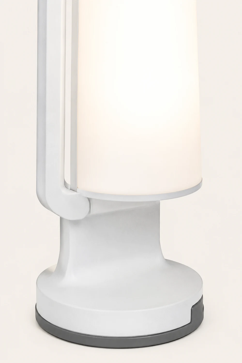 Orr Solar & USB Wiederaufladbar Außen-Tischlampe, 4 Farben, 28CM Lang - Lumpaz