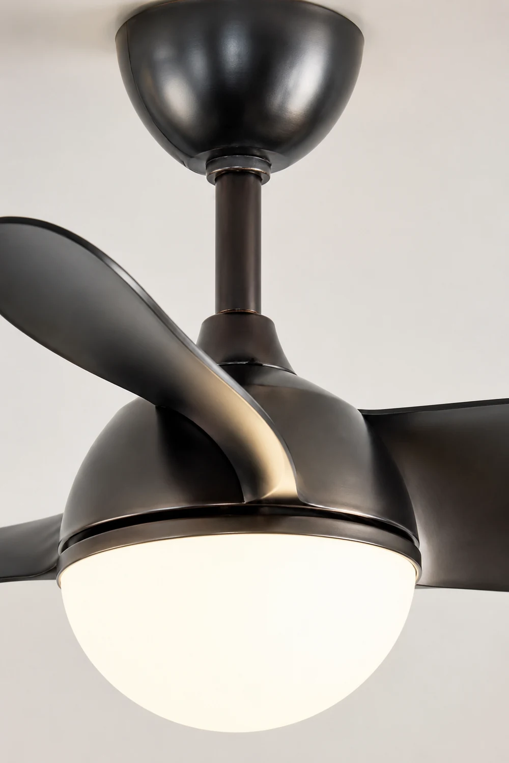 Morandi Deckenventilator mit Beleuchtung 3-Blatt, 3 Farben, ∅76cm - Lumpaz