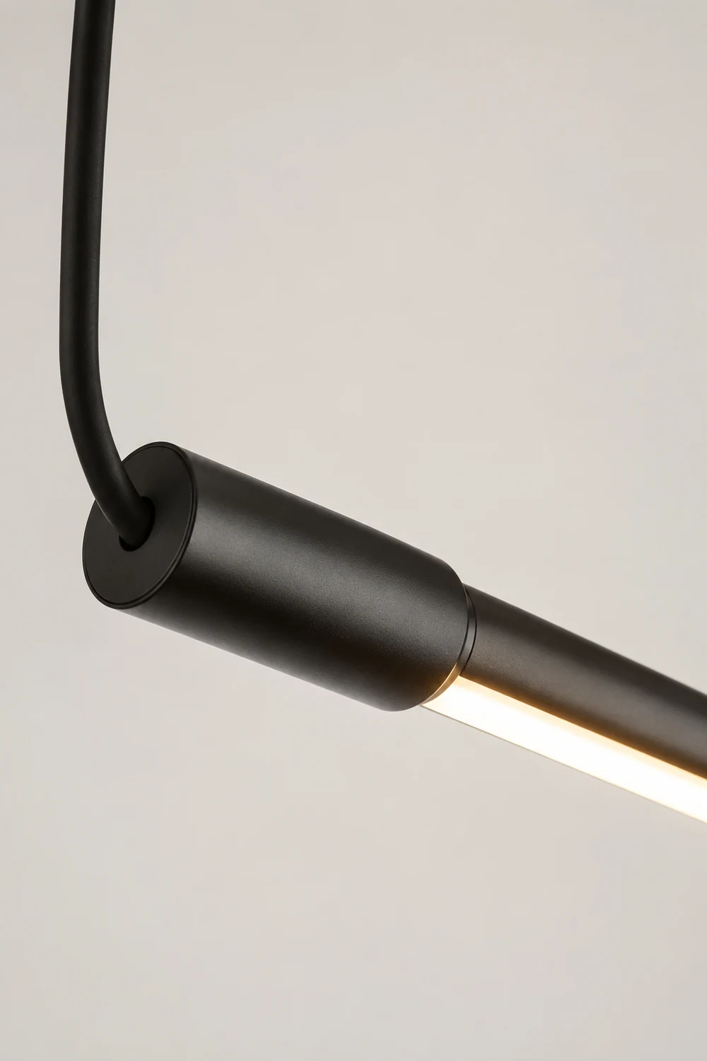 Edge Pendelleuchte Schwarz, 60/80/100/120/140CM Lang - Lumpaz