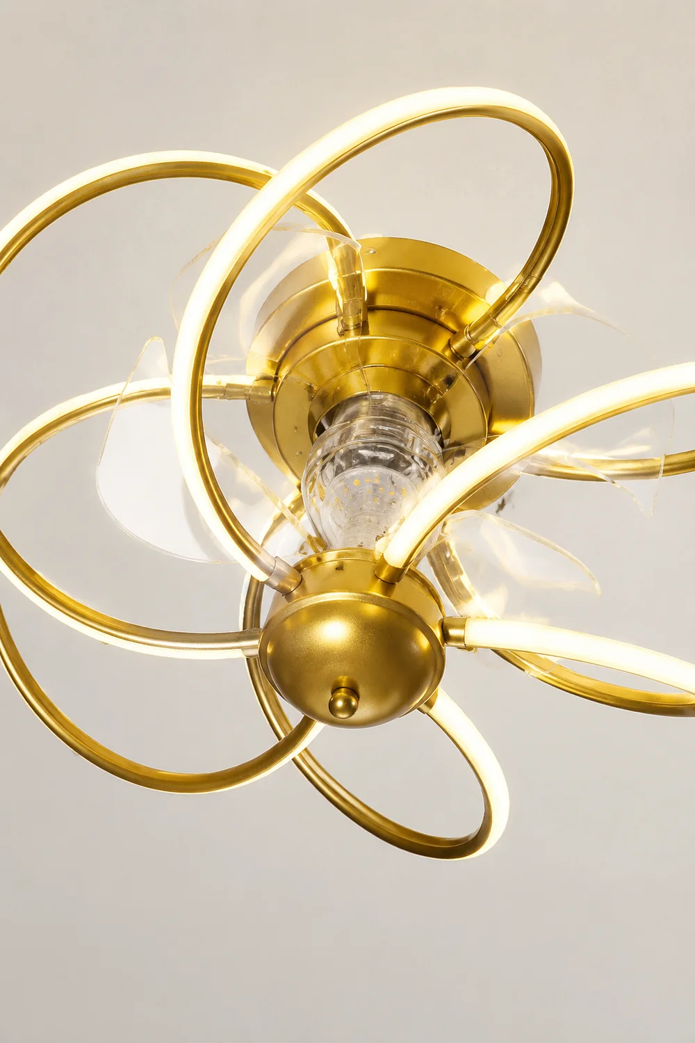 Lacey Deckenventilator mit Beleuchtung, 3 Farben, ∅50CM - Lumpaz