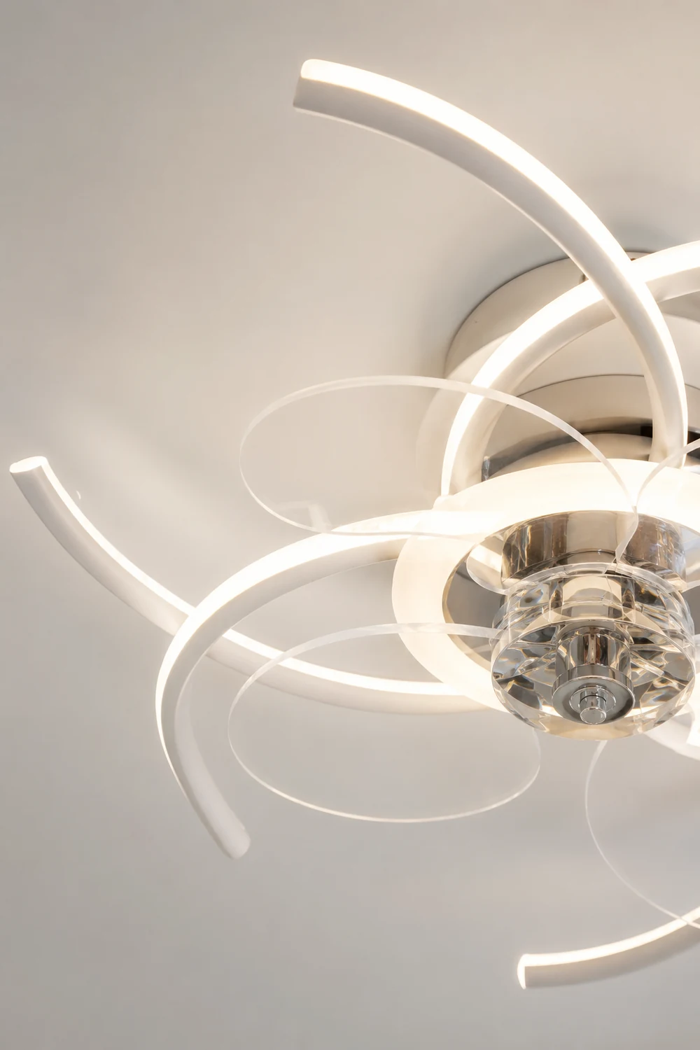 Lacey Deckenventilator mit Beleuchtung, 4 Stile, ∅52CM - Lumpaz