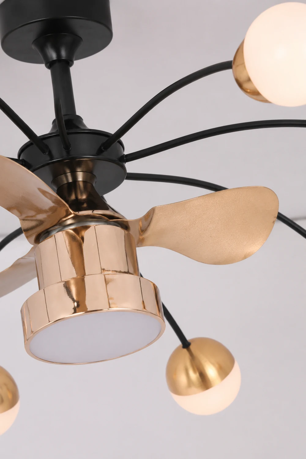 Valentina Deckenventilator mit Beleuchtung Aluminium & Metall, 8-flammig, ∅93CM - Lumpaz