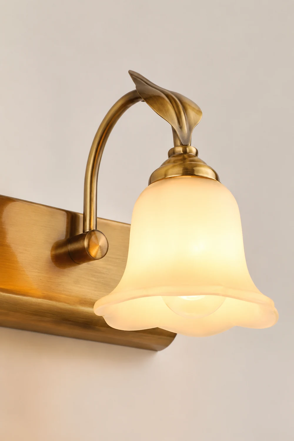 Félicie Spiegelfront Wandleuchte, 15CM/32CM/50CM/64CM Lang - Lumpaz