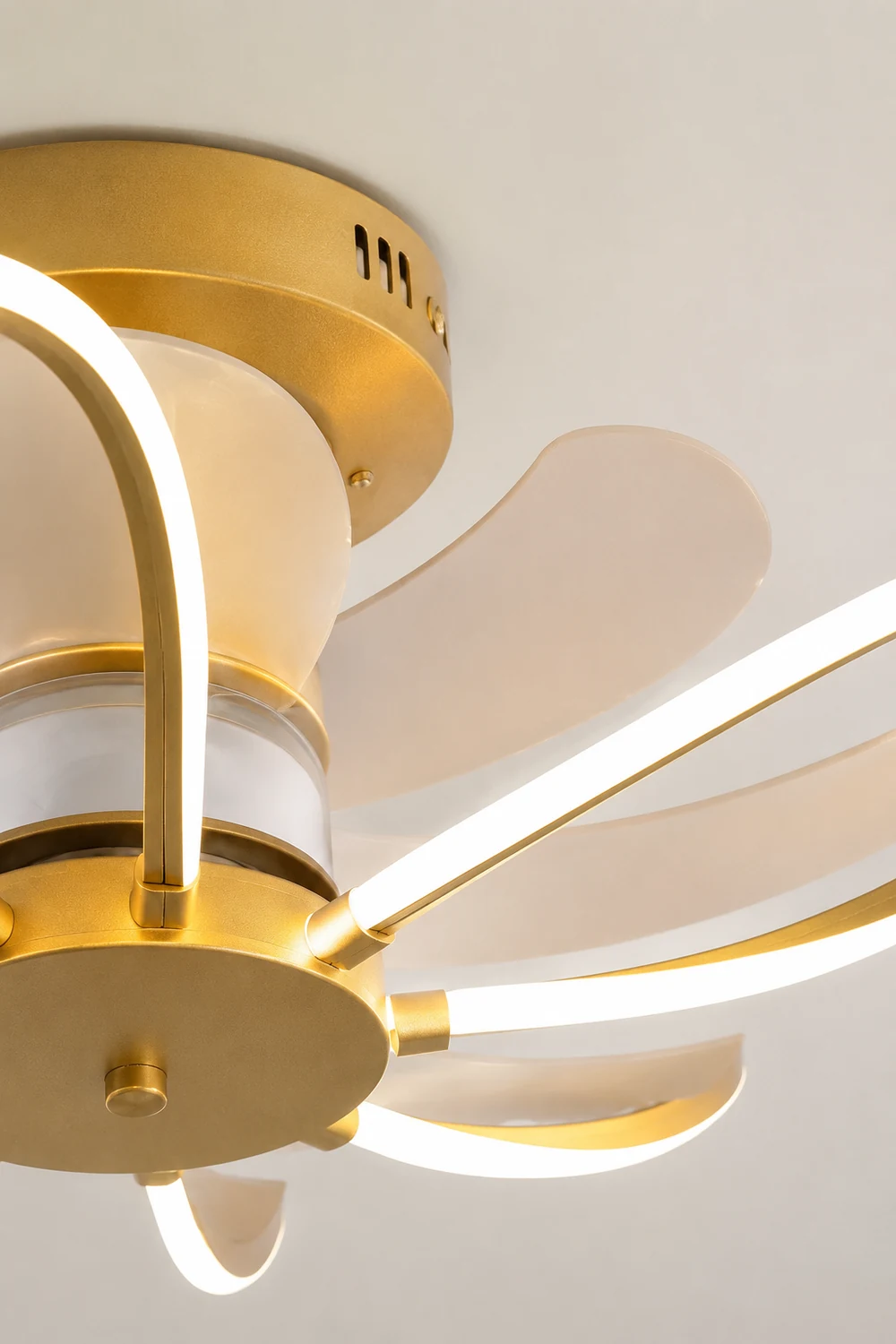 Lacey Deckenventilator mit Beleuchtung, 3 Farben, ∅65CM - Lumpaz