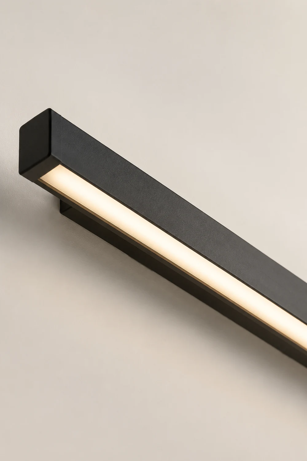 Edge Schlank Linear Wandlampe, Metall&Acryl, L 80/120CM - Lumpaz
