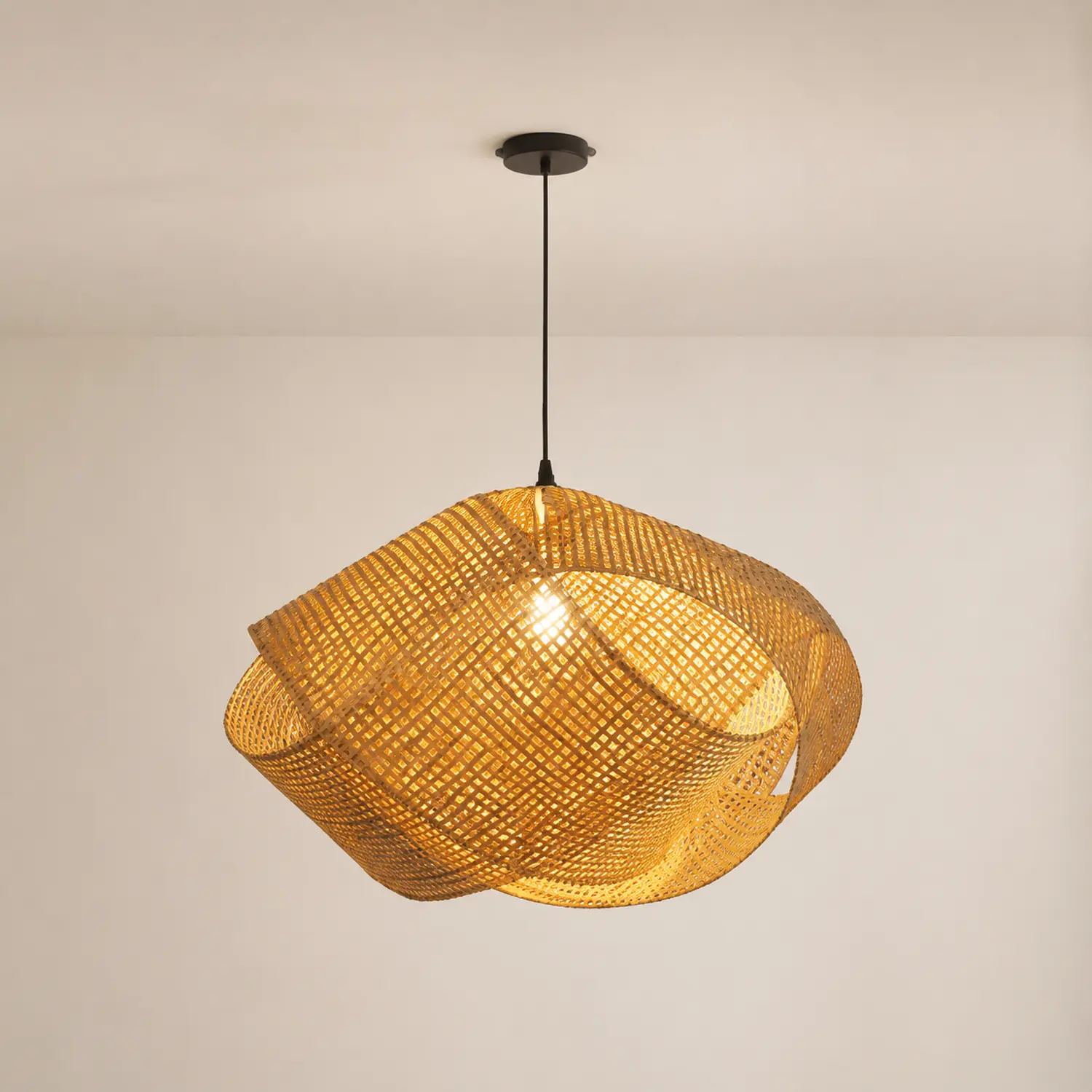 Ritta Pendelleuchte, Verdrehten Form, ∅41/50CM - Lumpaz