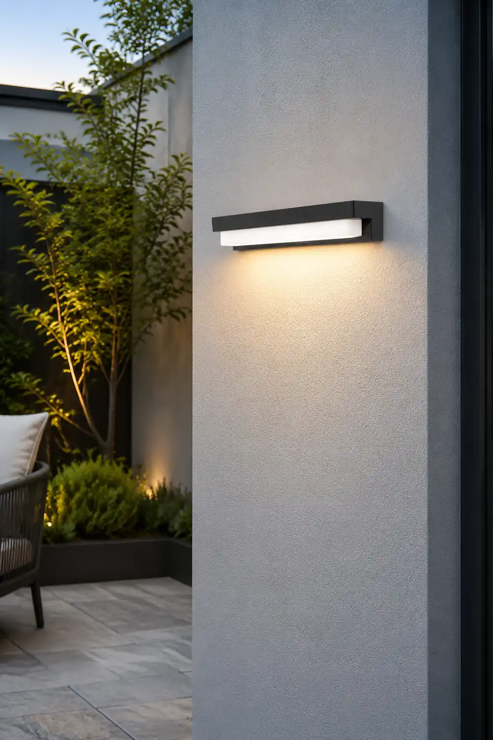 Orr Solar Außenwandleuchte, 32CM Lang - Lumpaz