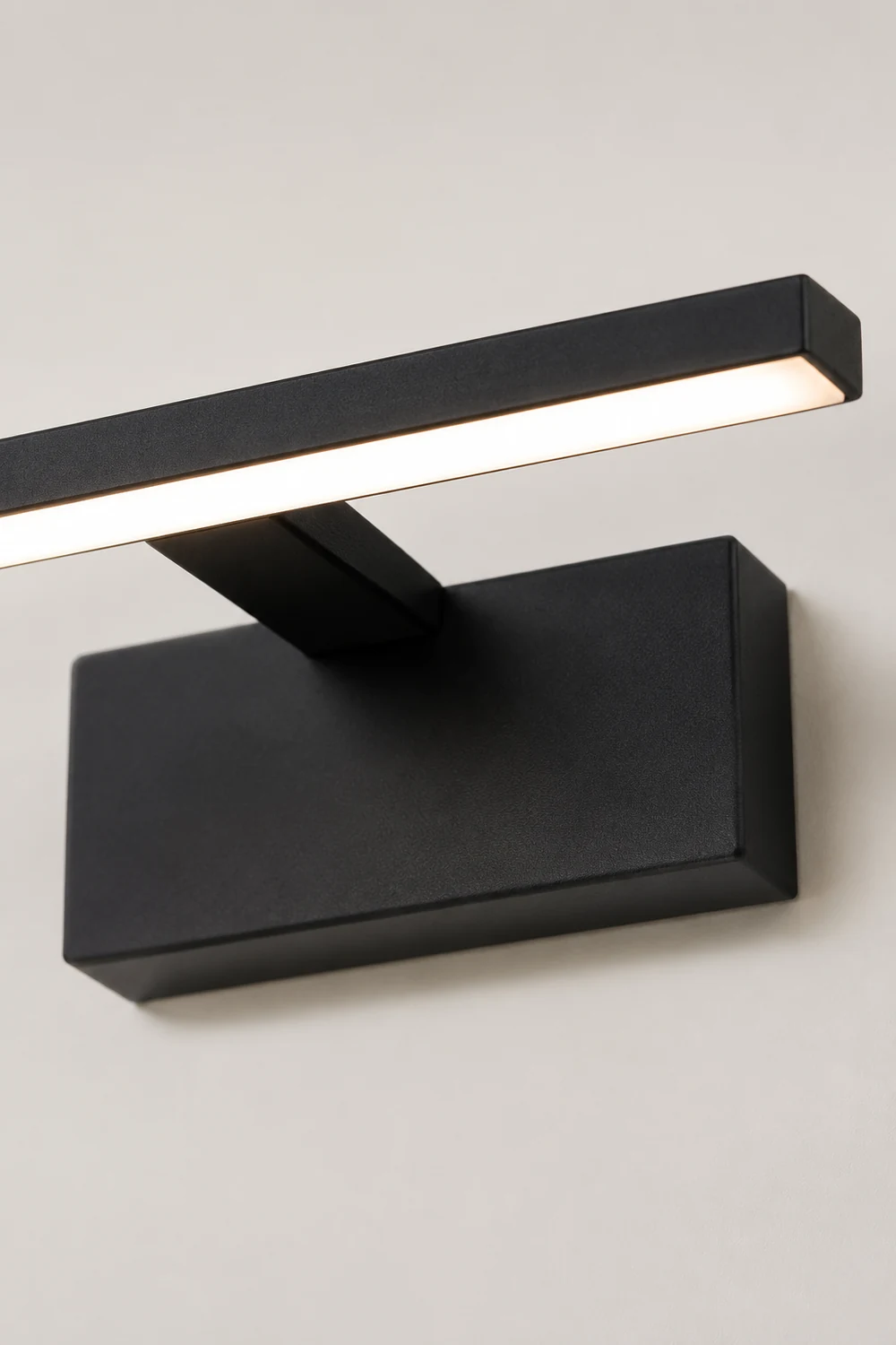 Edge Lineare Spiegelfront Waschtisch-Wandleuchte, L 39/49/59/69CM - Lumpaz
