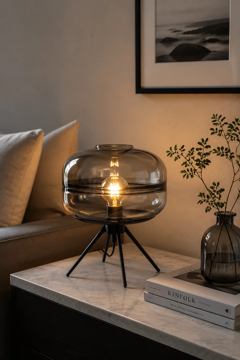Modern Designer Glass Shade Table Lamp - Lumpaz