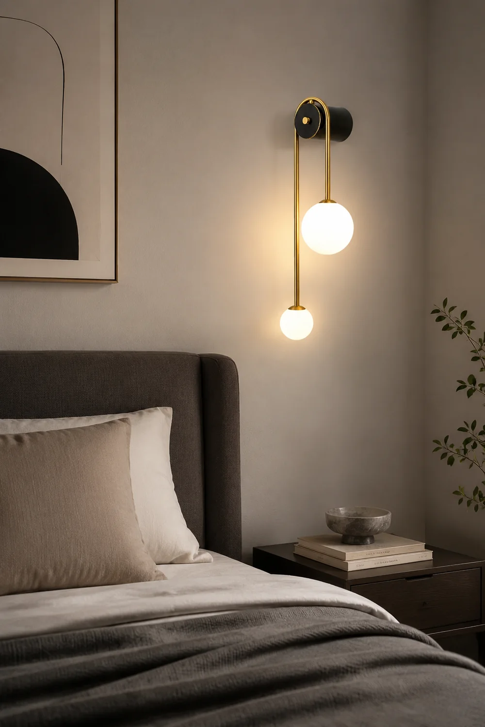 Brass Arc Wall Light - Lumpaz
