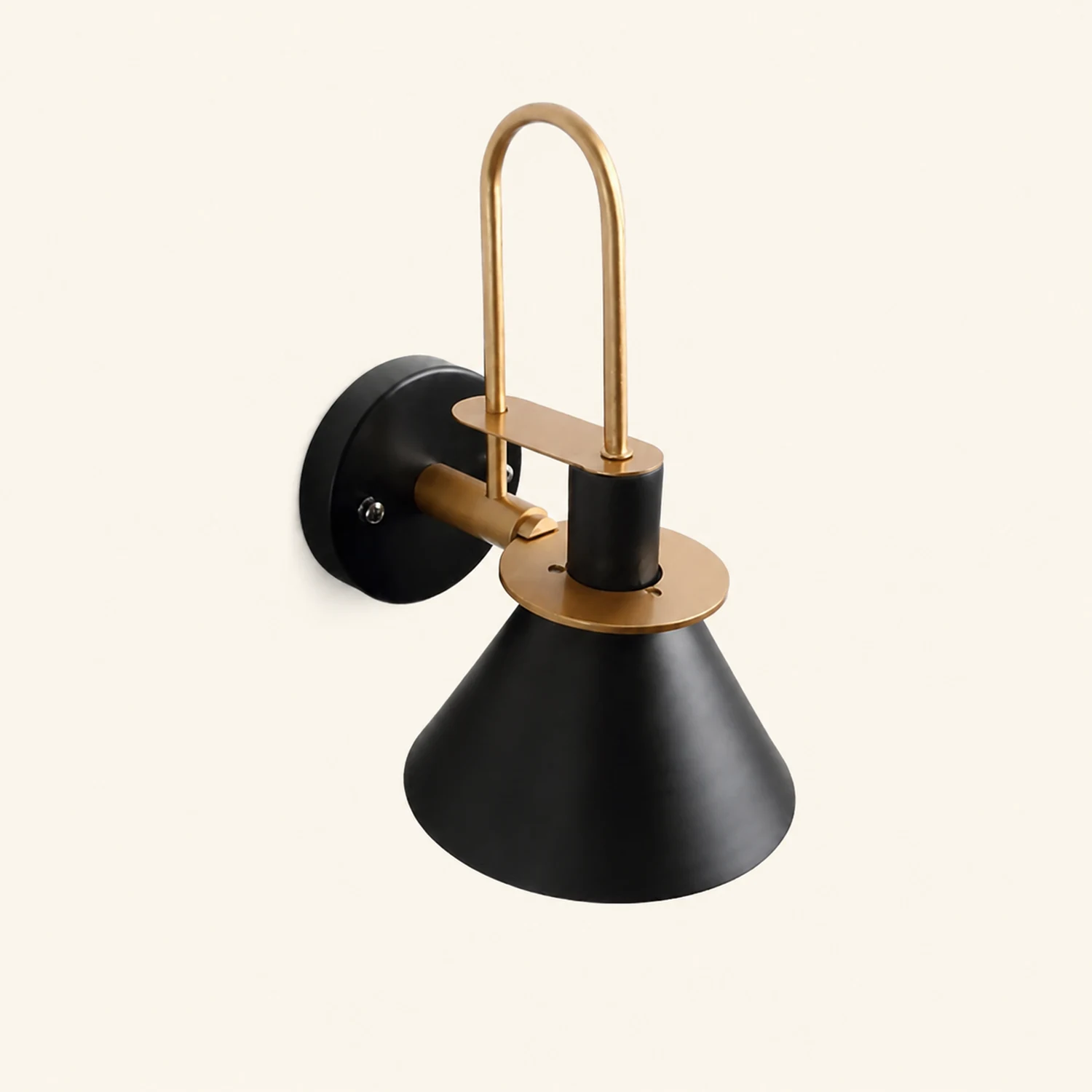 Nordic Metal Wall Sconce - Lumpaz