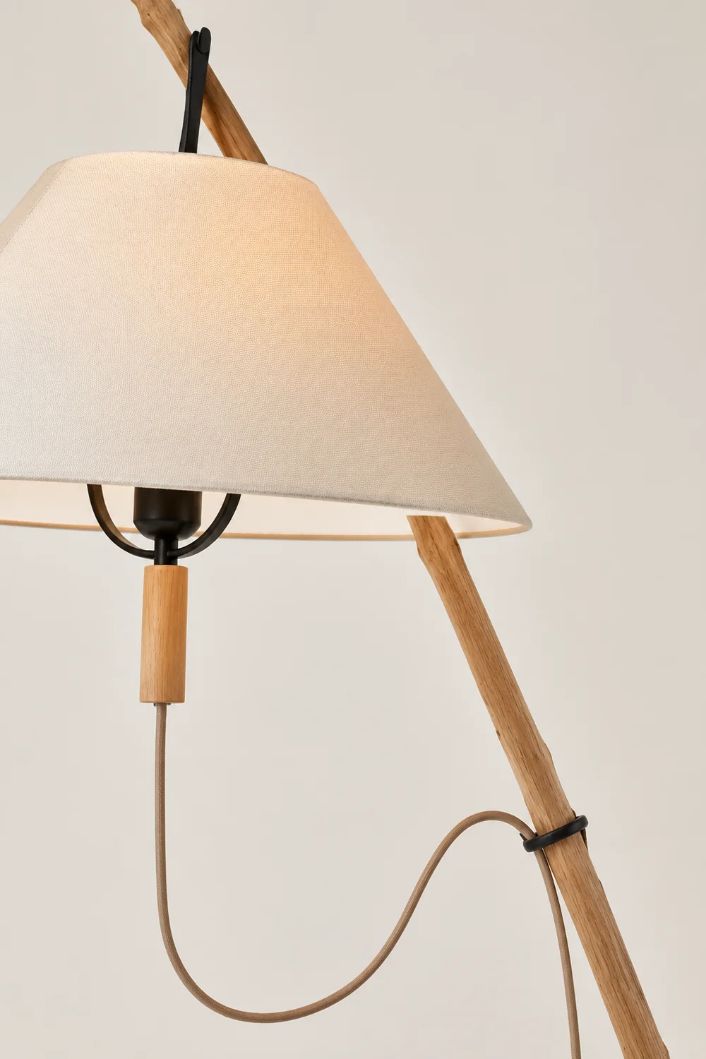 Dornstab Floor Lamp - Lumpaz